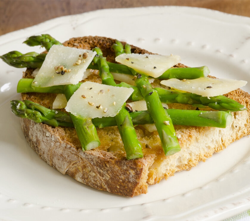 Fresh Asparagus And Cheese Sauce On Toast