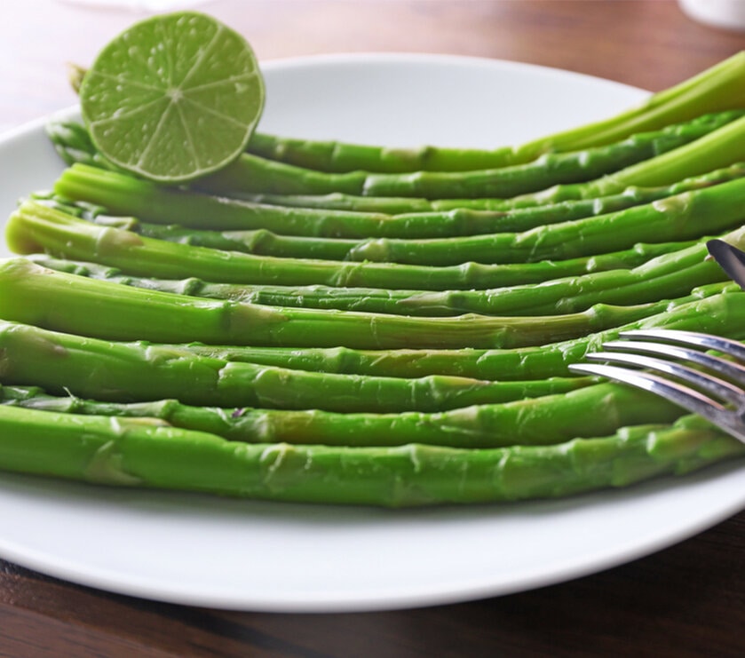 Garlic Asparagus With Lime