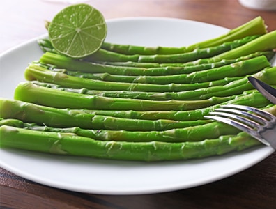 Garlic Asparagus With Lime