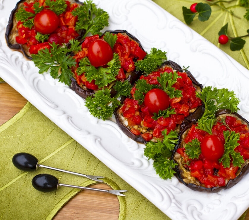 Grilled Eggplant With Tomatoes And Balsamic Vinegar