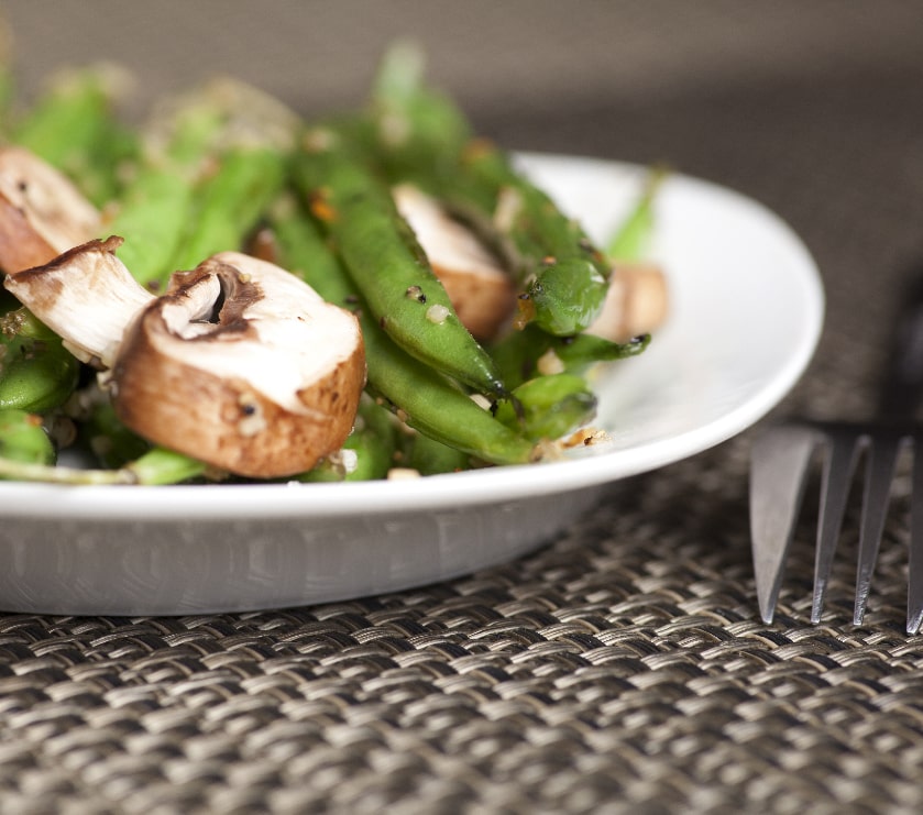 Garlicy Green Beans & Mushrooms